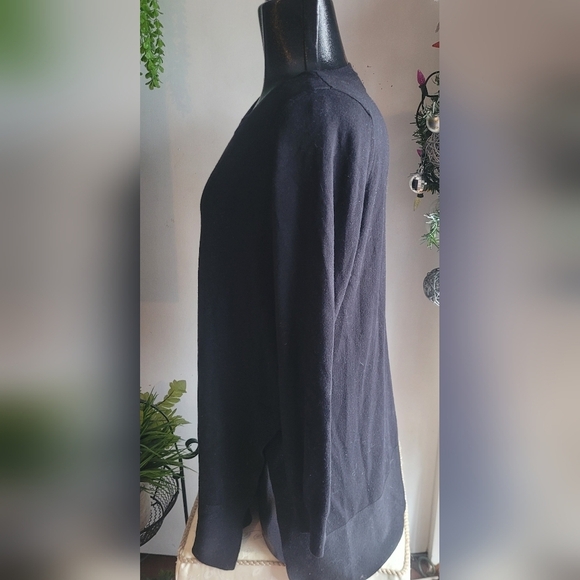 Cyrus Black Long Sleeve Top Sz. M - Picture 5 of 7